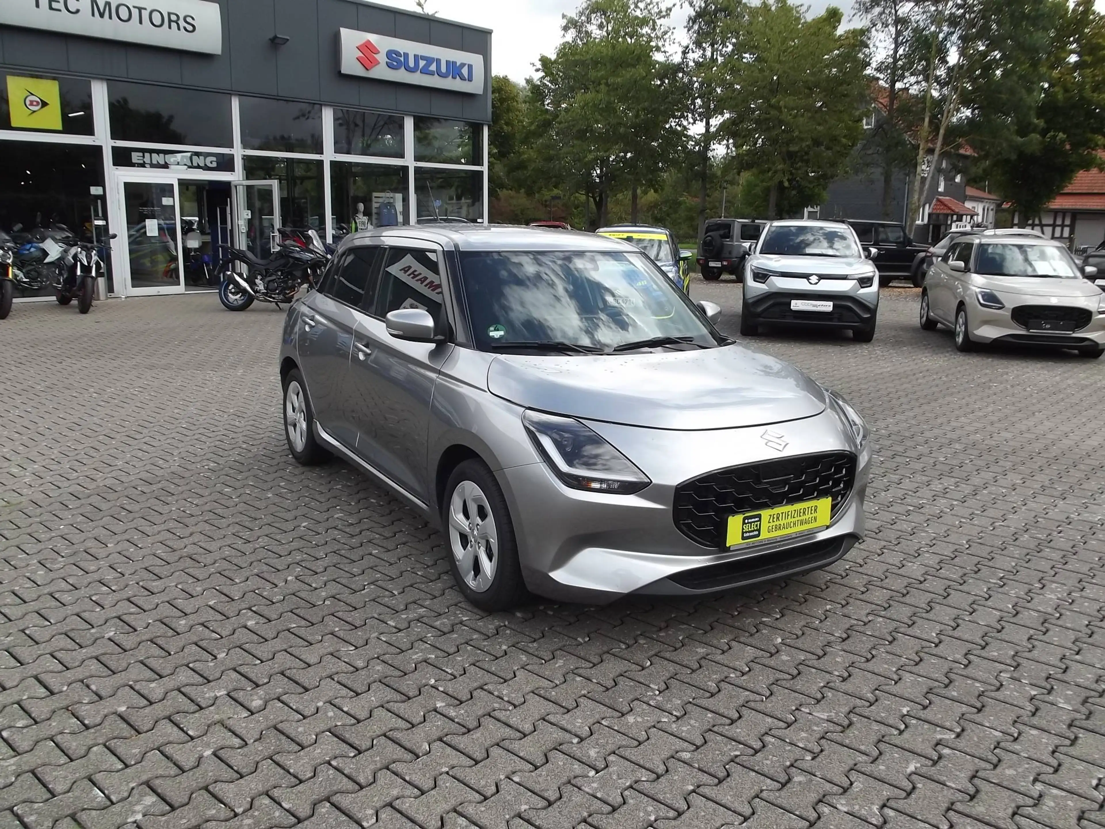 Suzuki Swift Swift 1.2 Dualjet Hybrid MT Comfort + — photo 2