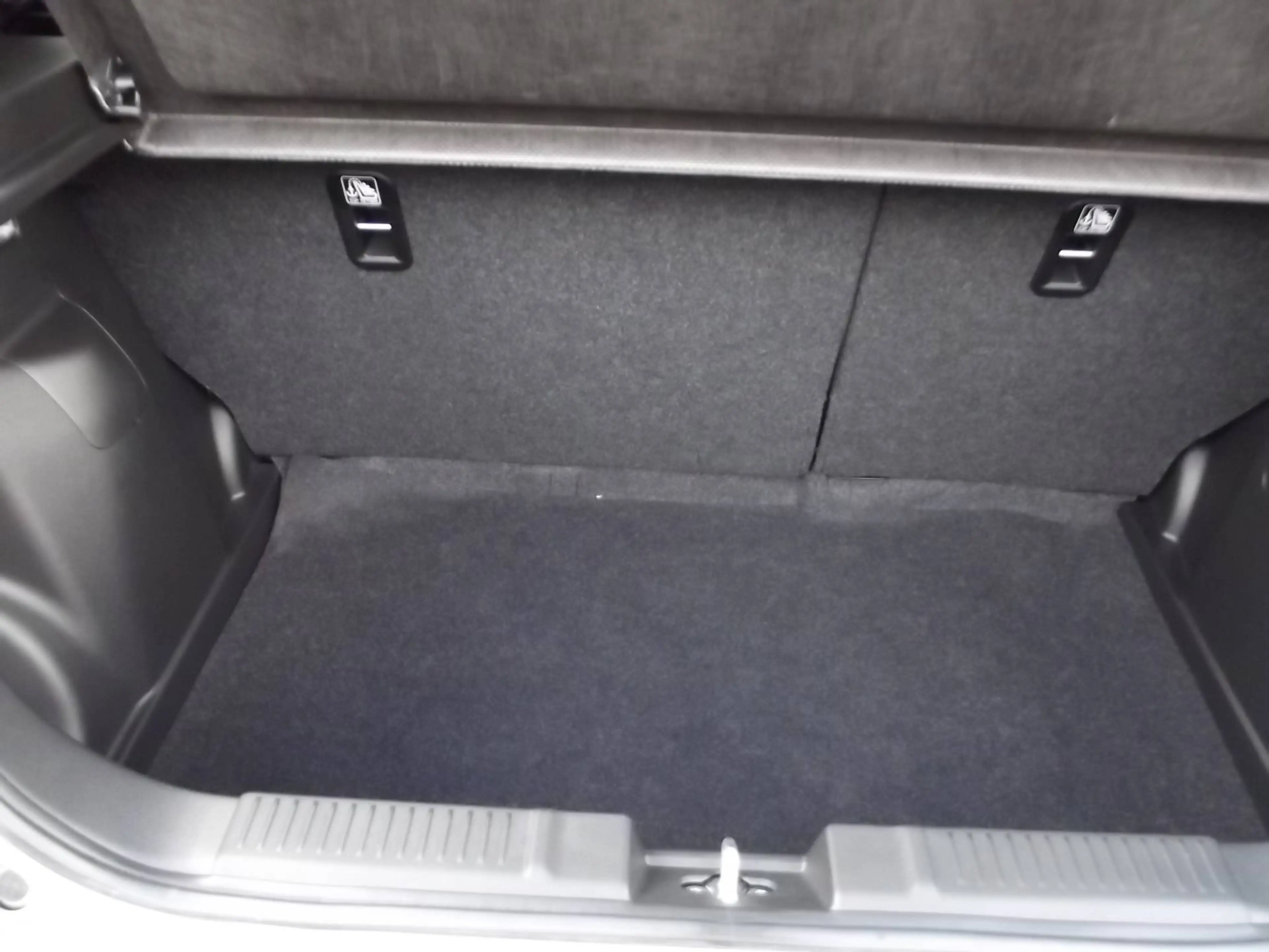 Suzuki Swift Swift 1.2 Dualjet Hybrid MT Comfort + — photo 13