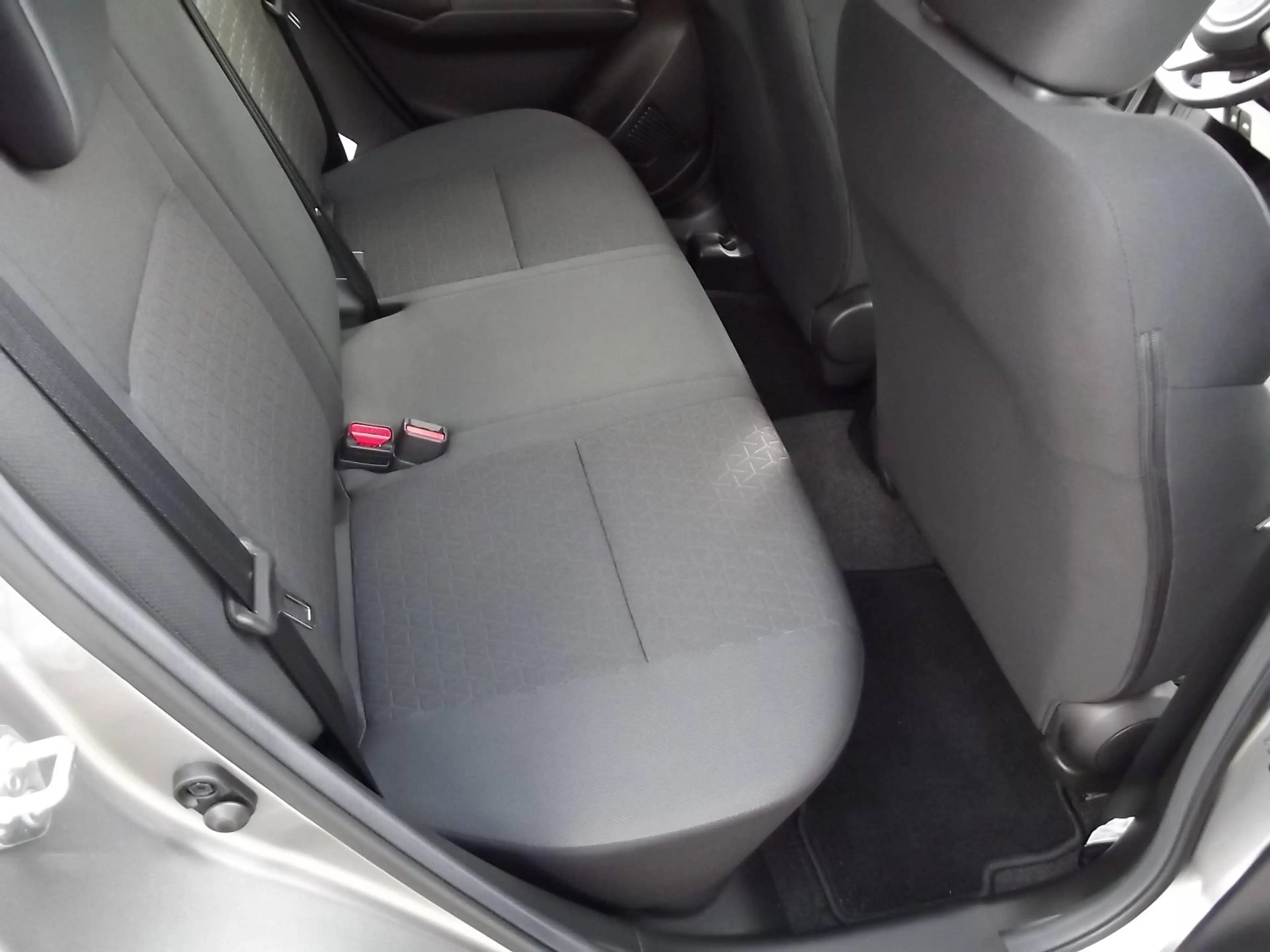Suzuki Swift Swift 1.2 Dualjet Hybrid MT Comfort + — photo 15