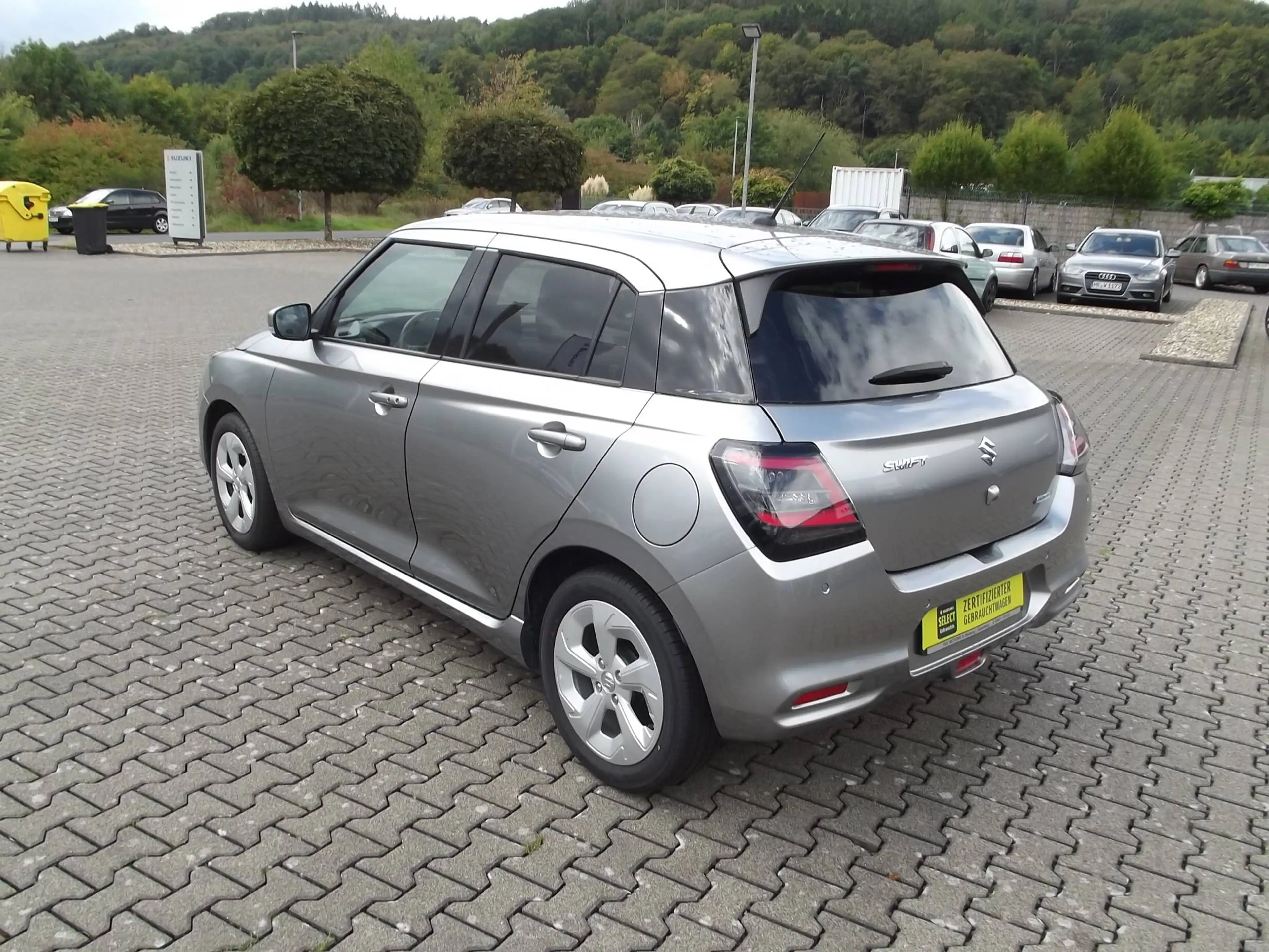 Suzuki Swift Swift 1.2 Dualjet Hybrid MT Comfort + — photo 6