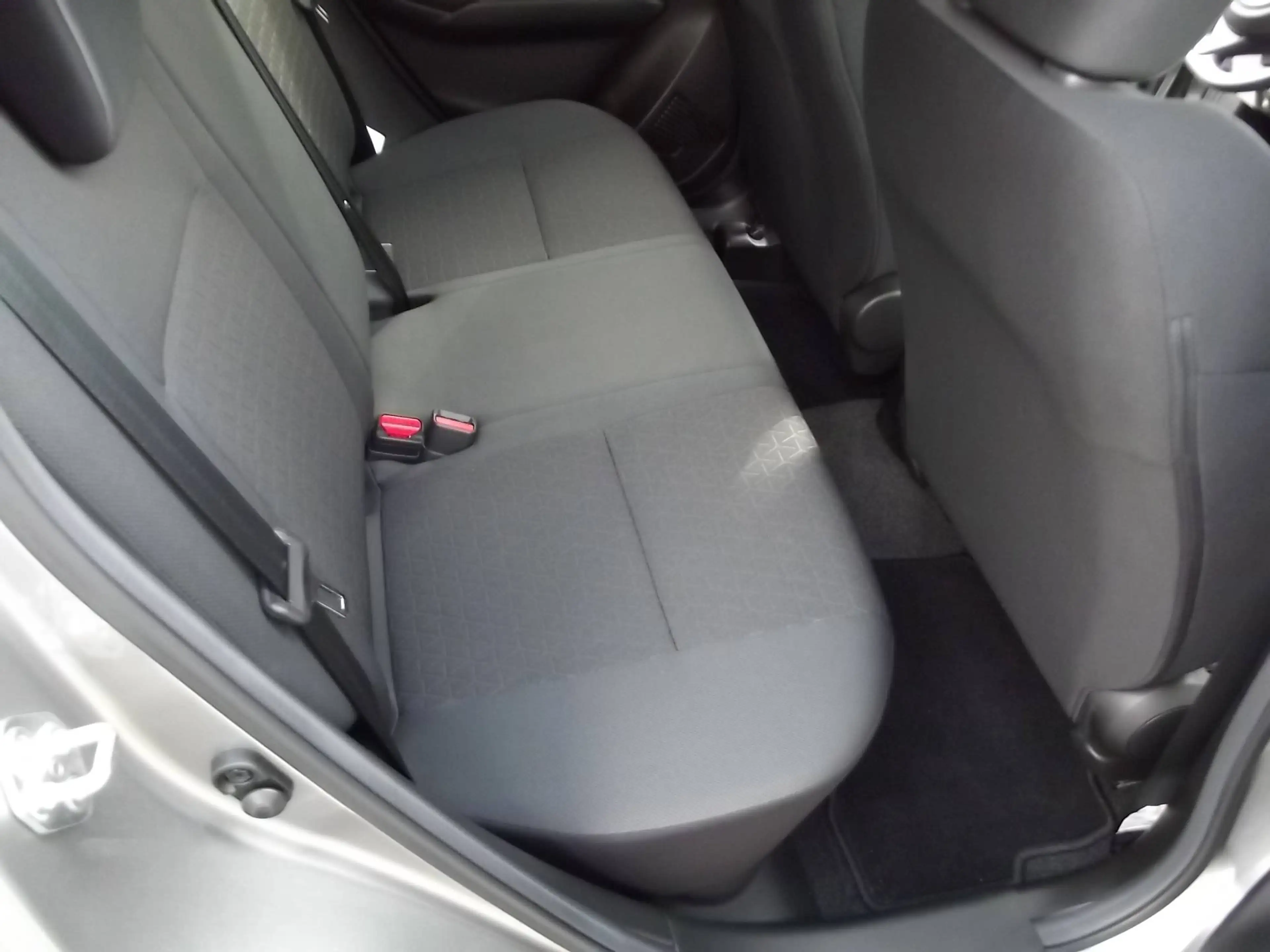Suzuki Swift Swift 1.2 Dualjet Hybrid MT Comfort + — photo 14