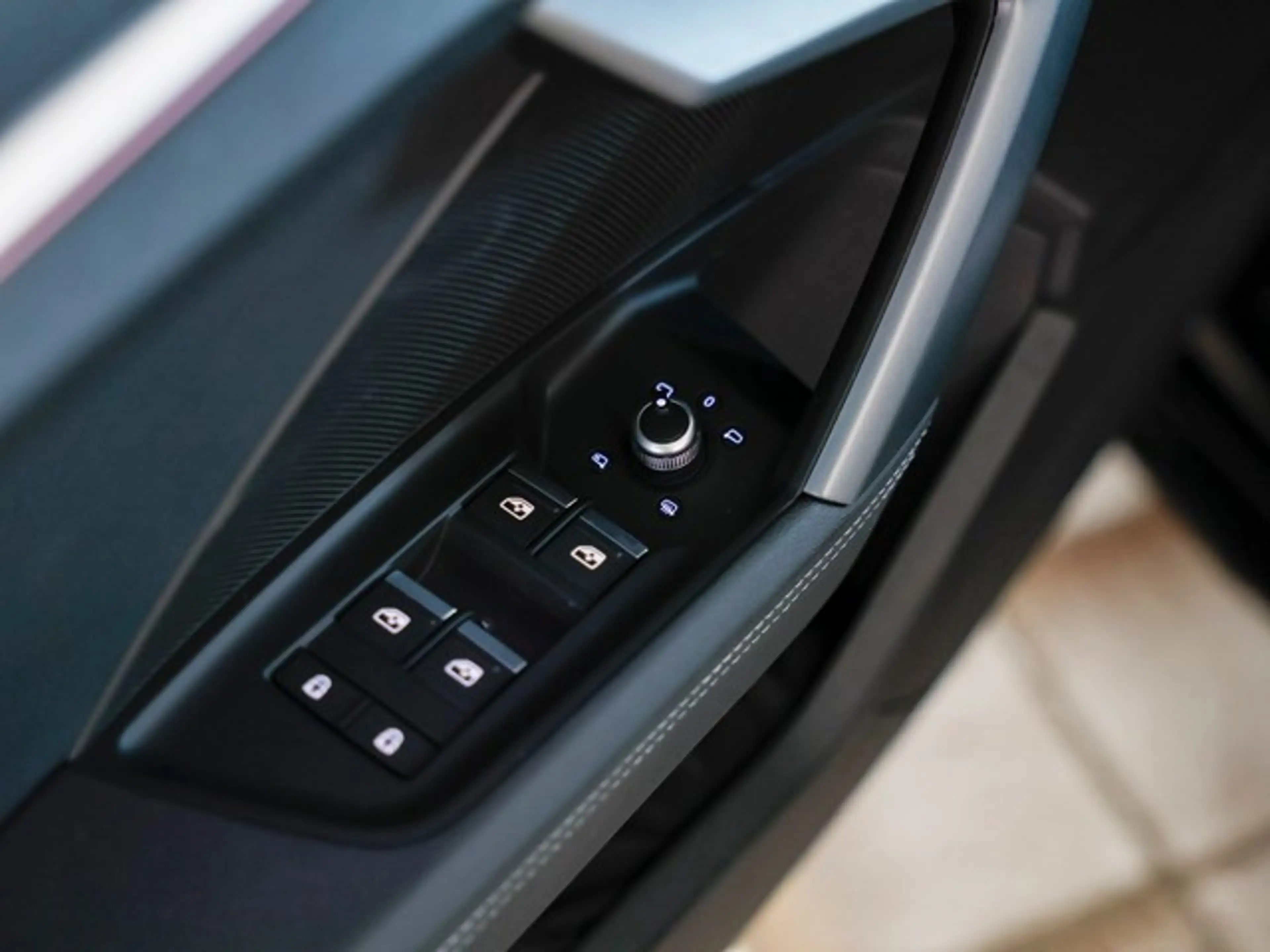 Audi S3 Sportback Akrapovic LED GRA SHZ Navi+ Kamera — photo 15