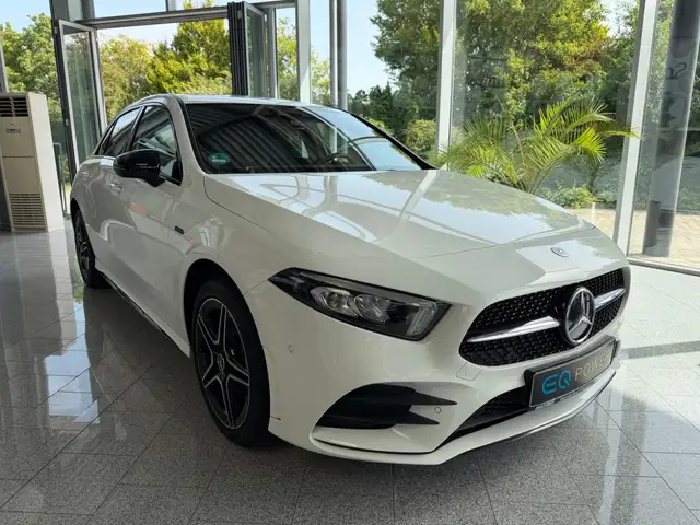 Mercedes-Benz A-Class view 3