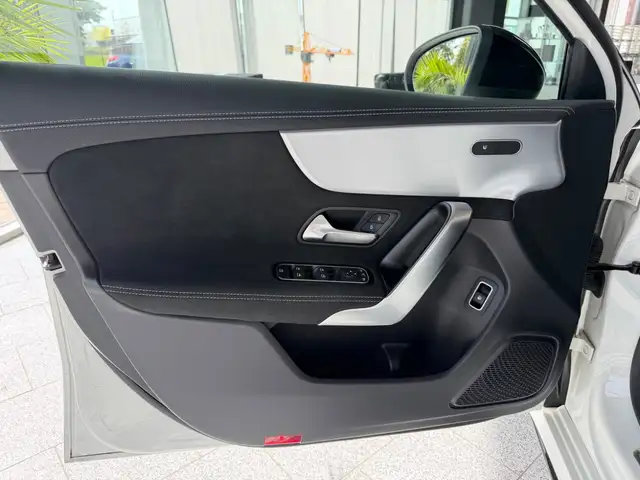 Mercedes-Benz A-Class view 7