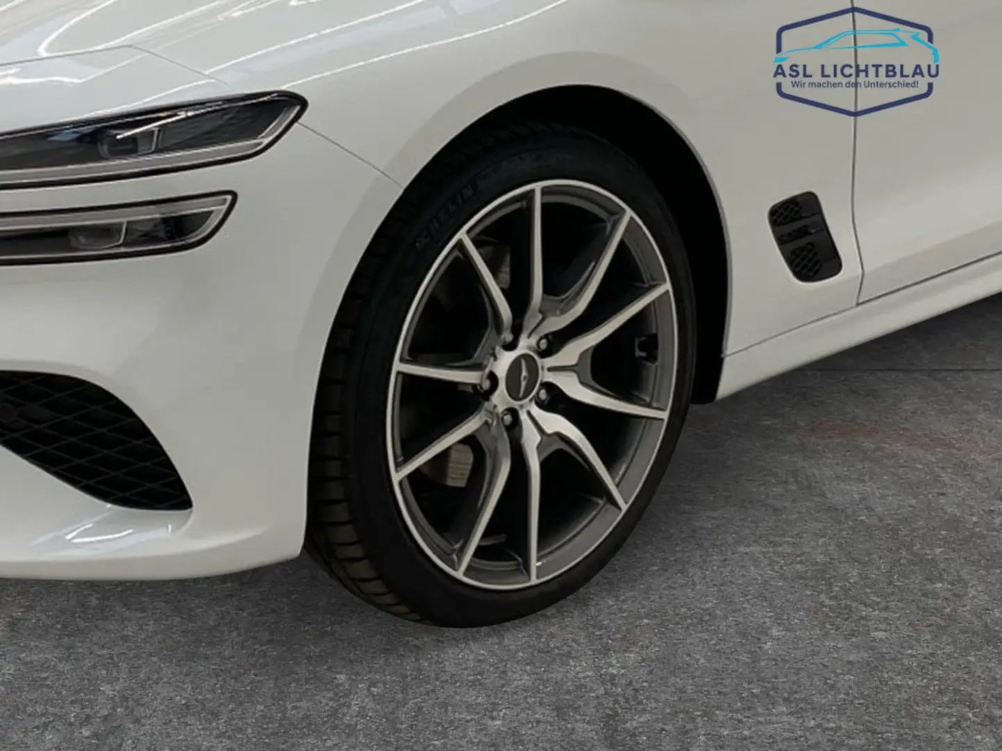 Genesis G70 Luxury 4WD 2.2D AWD Comfort Seat Pack & Lexicon... Bianco - 2