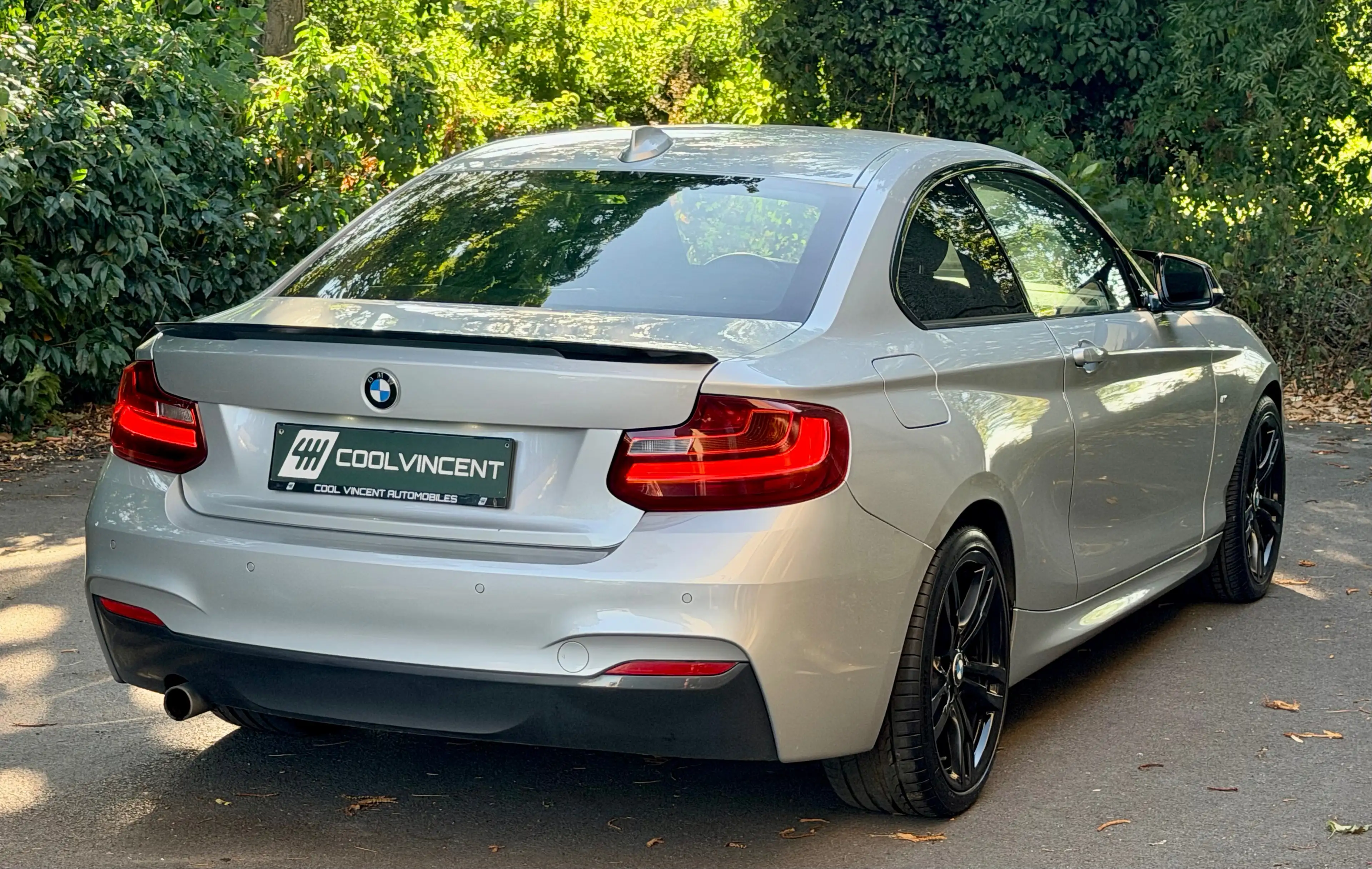 BMW 218 d coupé - PACK ///M - CARPLAY - Alcantara — photo 10