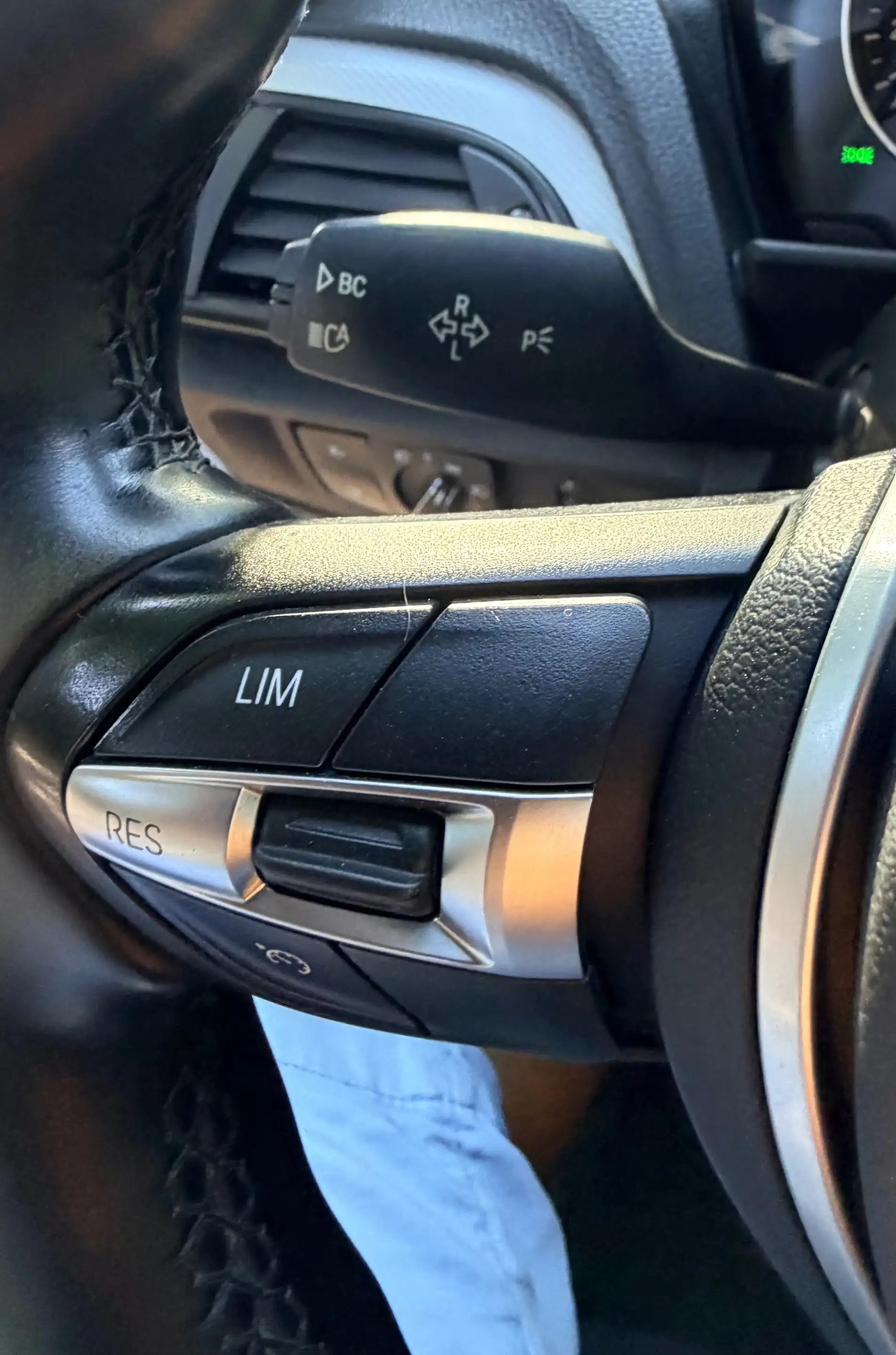 BMW 218 d coupé - PACK ///M - CARPLAY - Alcantara — photo 15
