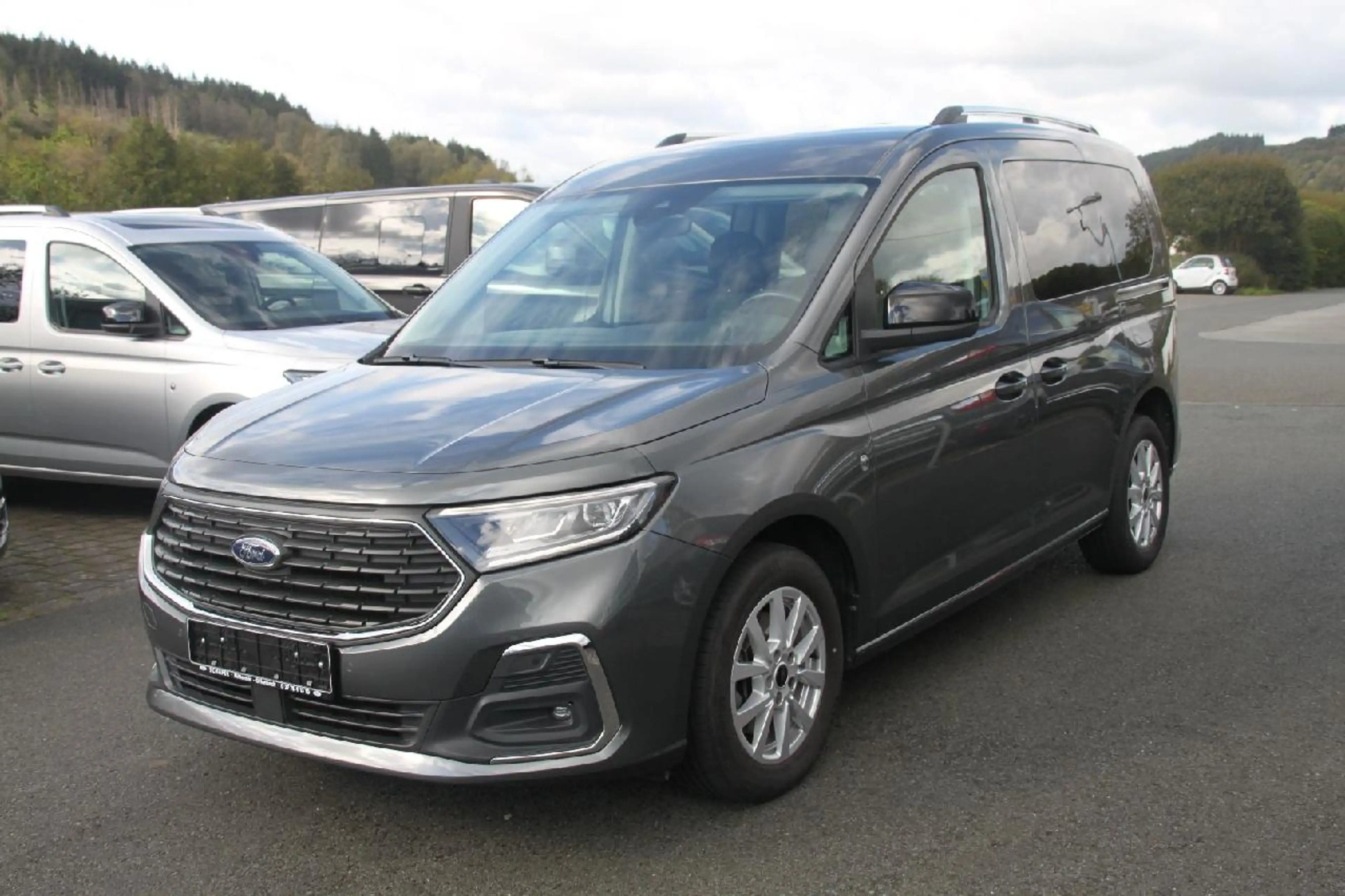 Ford Tourneo Connect Titanium+KLIMA+LED+NAVI+SHZ+LMF+ — photo 2