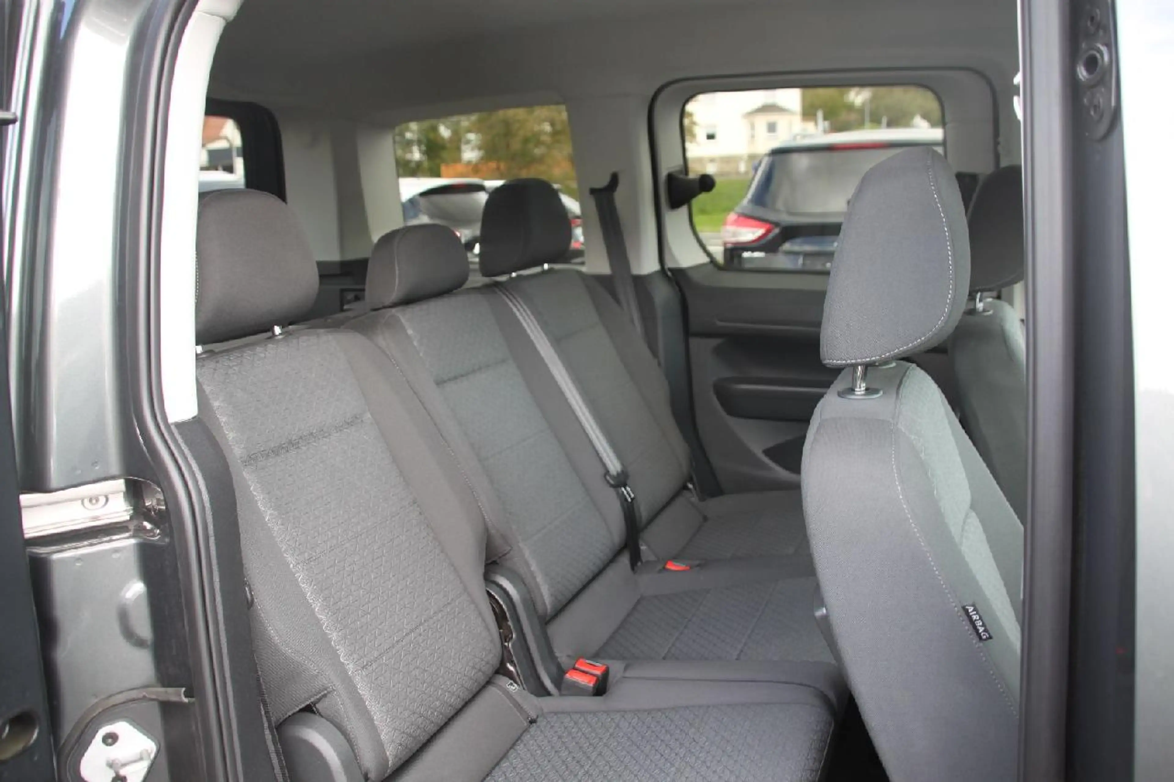 Ford Tourneo Connect Titanium+KLIMA+LED+NAVI+SHZ+LMF+ — photo 15