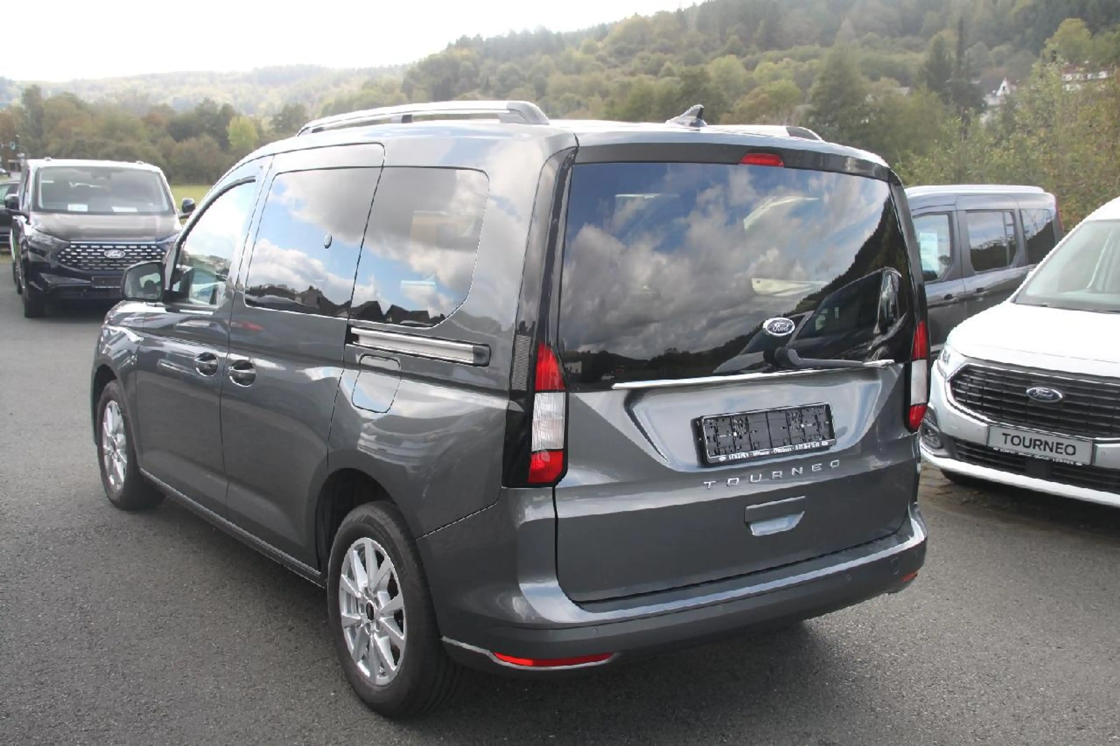 Ford Tourneo Connect Titanium+KLIMA+LED+NAVI+SHZ+LMF+ — photo 8