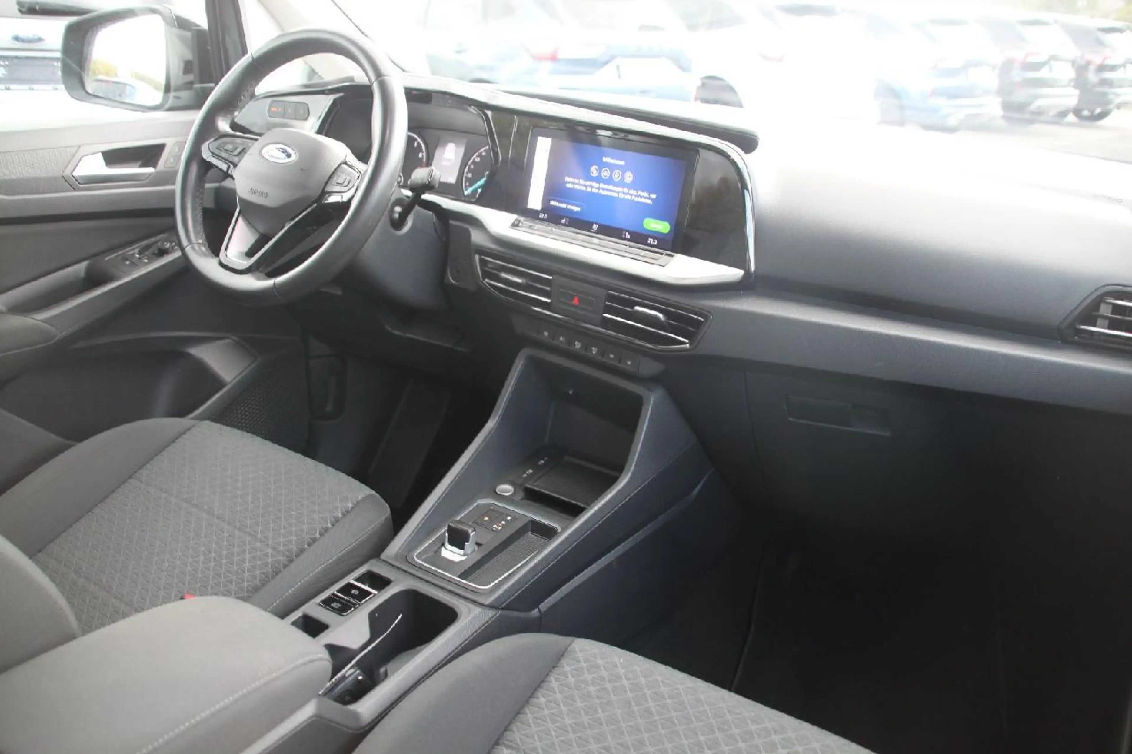 Ford Tourneo Connect Titanium+KLIMA+LED+NAVI+SHZ+LMF+ — photo 11