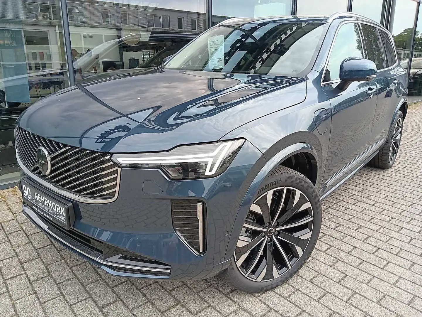 Volvo XC90 T8 AWD Plug-in Hybrid Plus Bright Azul - 1