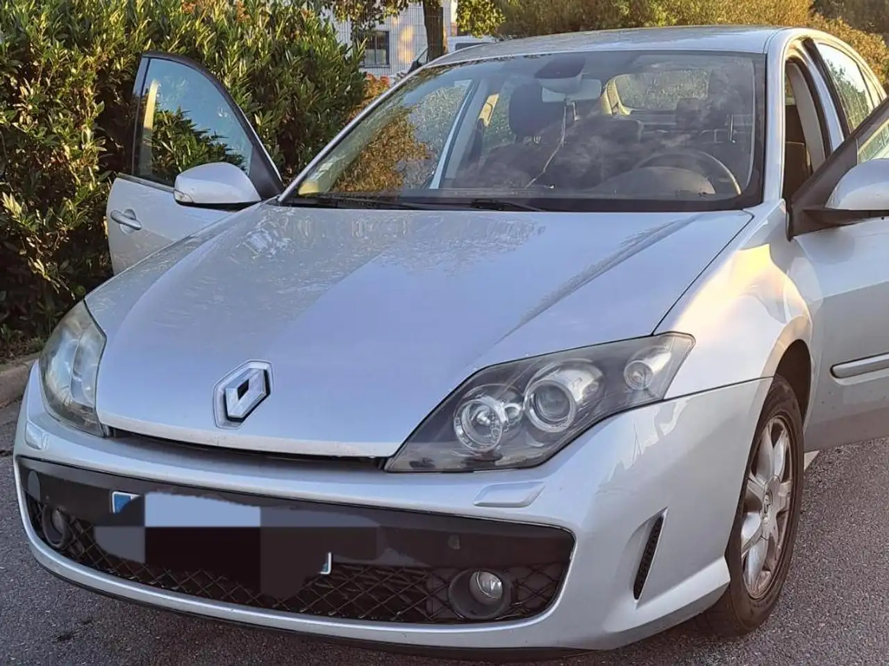 Renault Laguna III 1.5 dCi 110 eco2 Black Edition Carmi