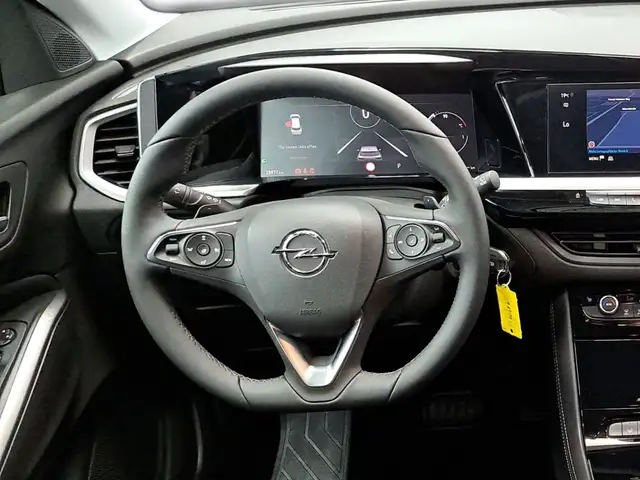 Opel Grandland view 12