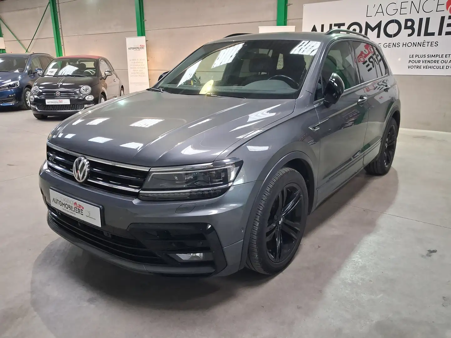 Volkswagen Tiguan Tiguan 1.5 TSI R-Line DSG !!! Full Option !!! Gris - 1