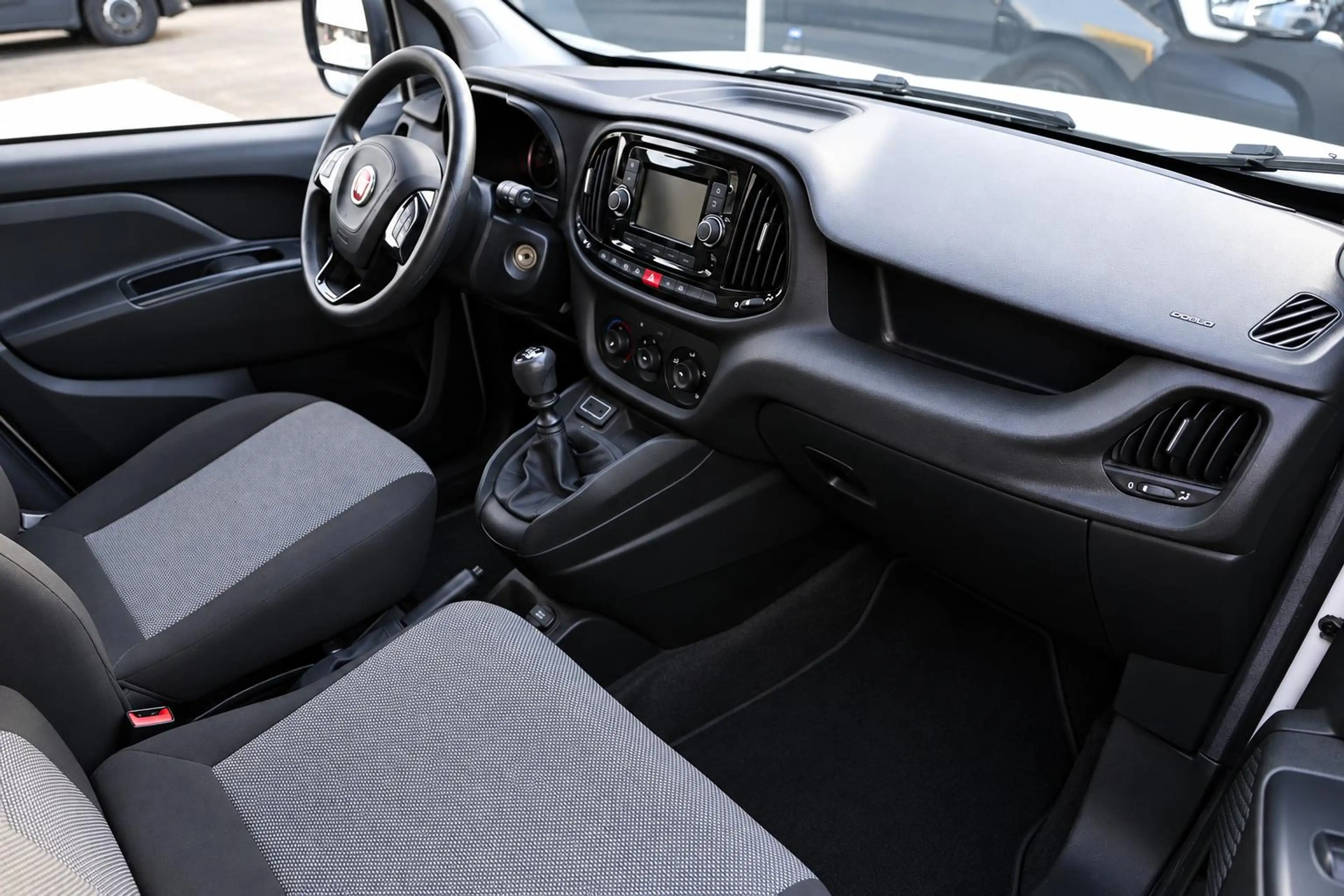 Fiat Doblo Cargo 1.6 MJ L2H1 Maxi 3 persoons — photo 7