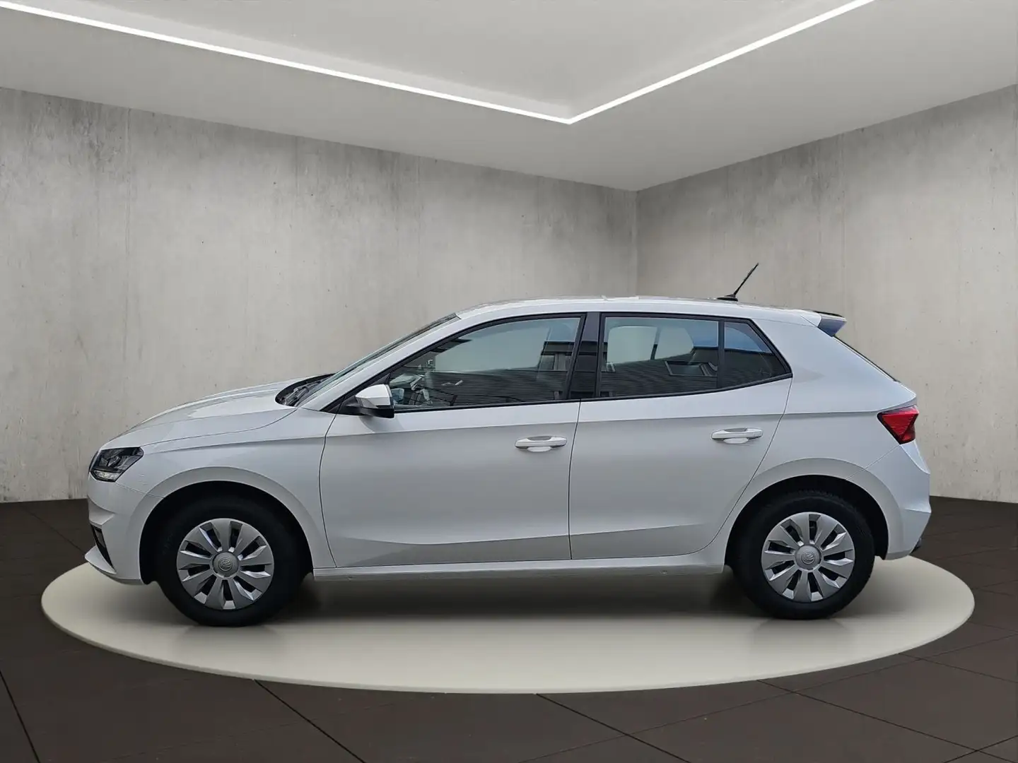 Skoda Fabia Essence  1,0 TSI 70 kW 5-Gang Blanc - 2