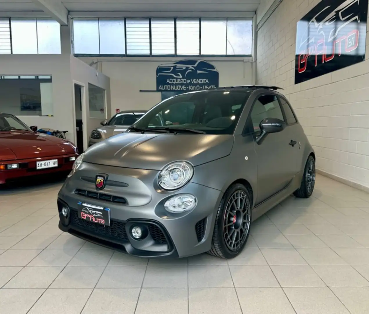 Abarth 500 1.4 Turbo T-Jet 180CV Esseesse *FULL OPTIONAL* Grau - 1