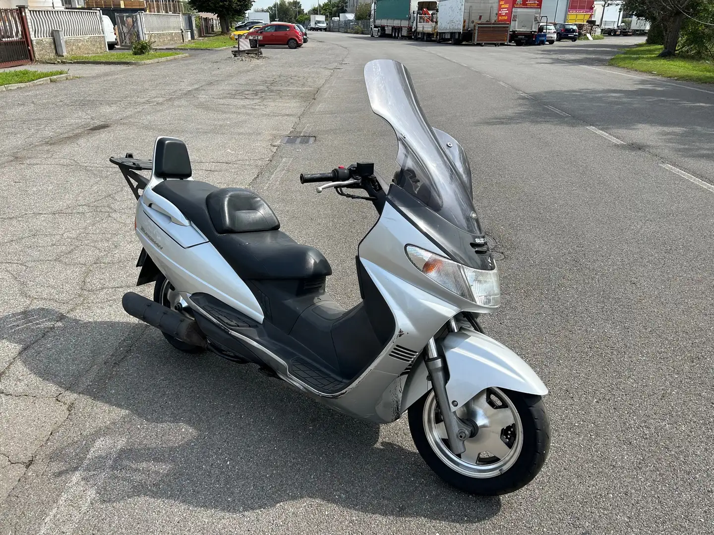 Suzuki Burgman 250 1998 Grau - 1