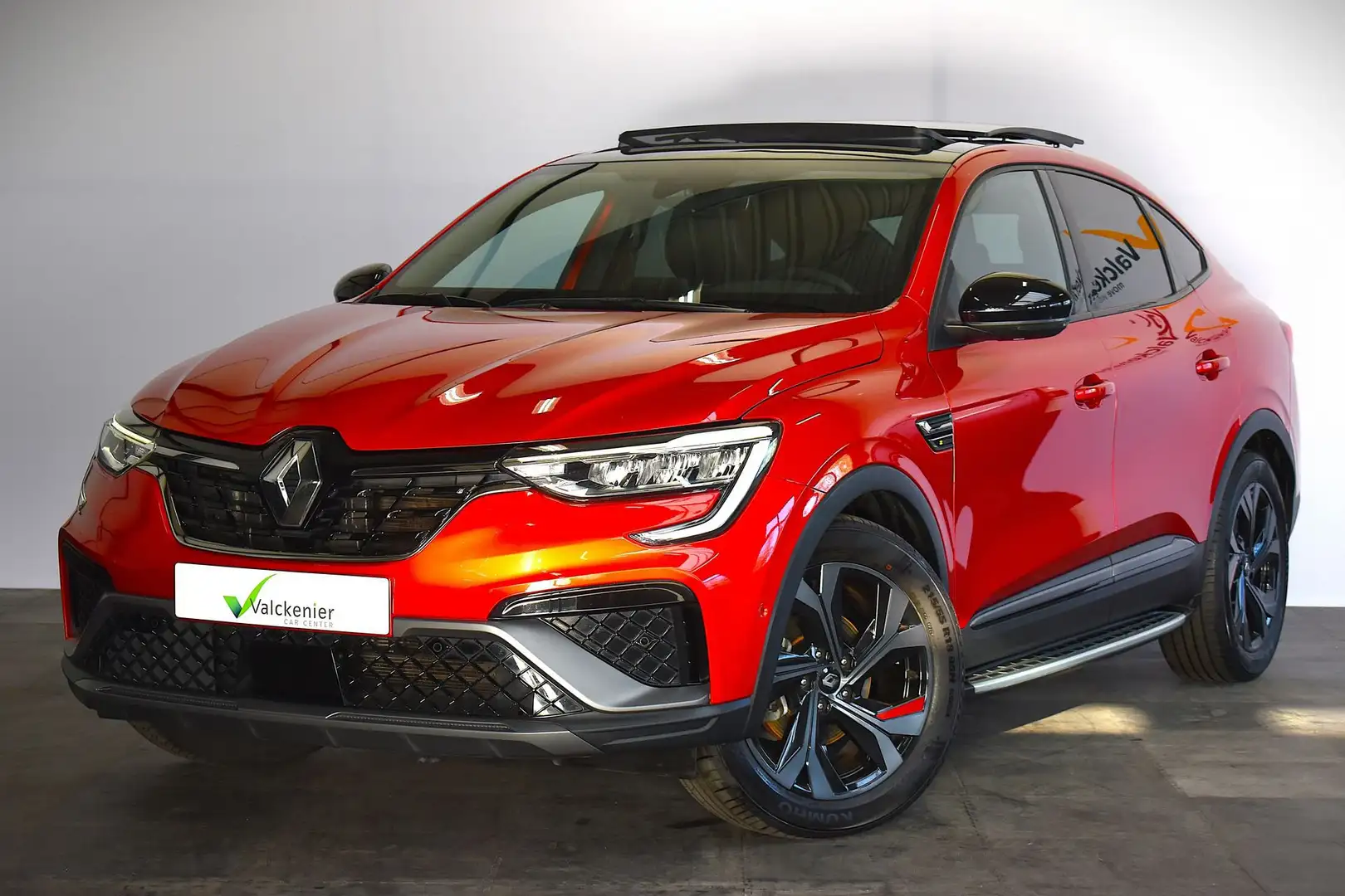 Renault Arkana RS-Line E-Tech/Valckenier Car Center Asse Rood - 1