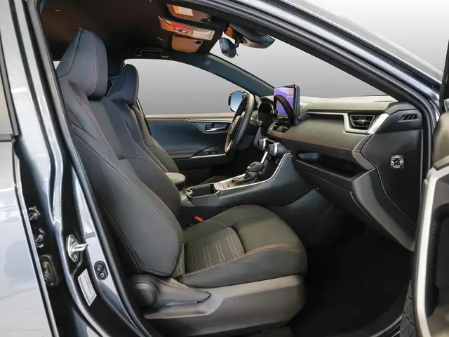 Toyota Rav4 view 7
