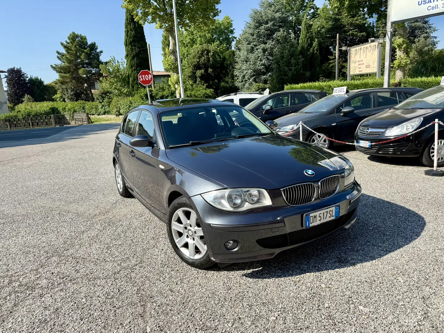 BMW 116 i Futura 6m Ok NEOPATENTATI Grau - 1