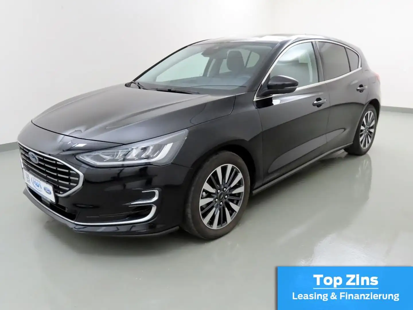 Ford Focus 1.0 M-Hybrid Aut Titanium Vignale AHK+iACC Schwarz - 2