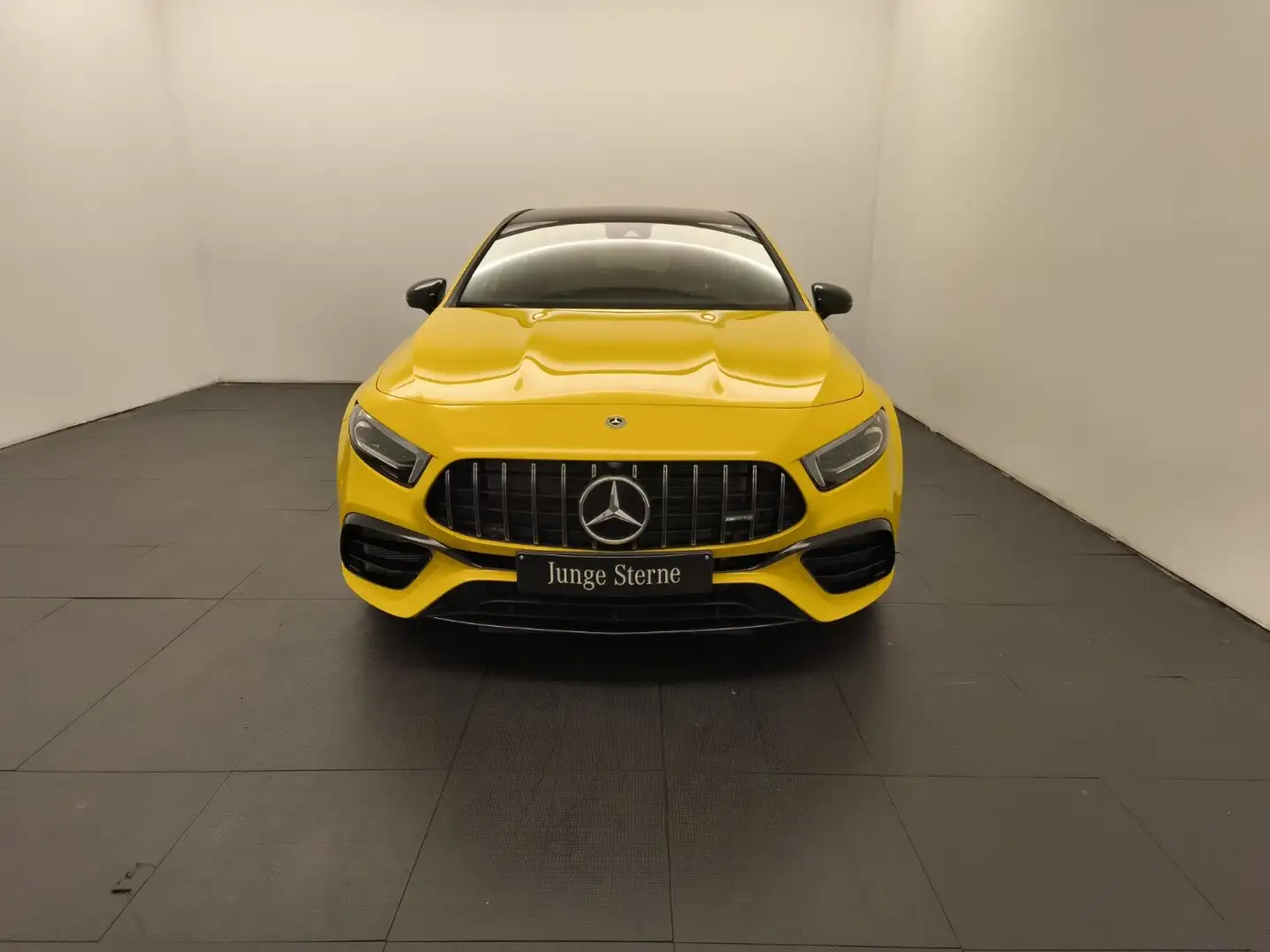 Mercedes-Benz A 45 AMG A 45 S 4M+ PerfoSitz AMG Real PerfoSound Kamera Jaune - 2
