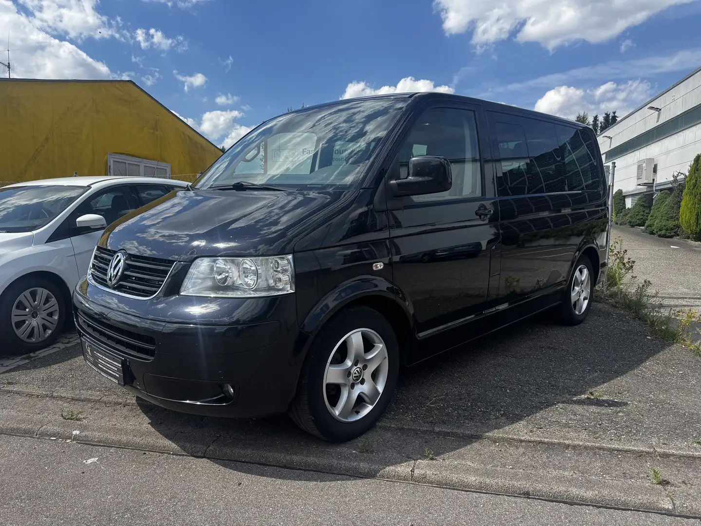 Volkswagen T5 Multivan Multivan Startline 2,5TDI *Tüv 05.2027*Gepflegt Schwarz - 1