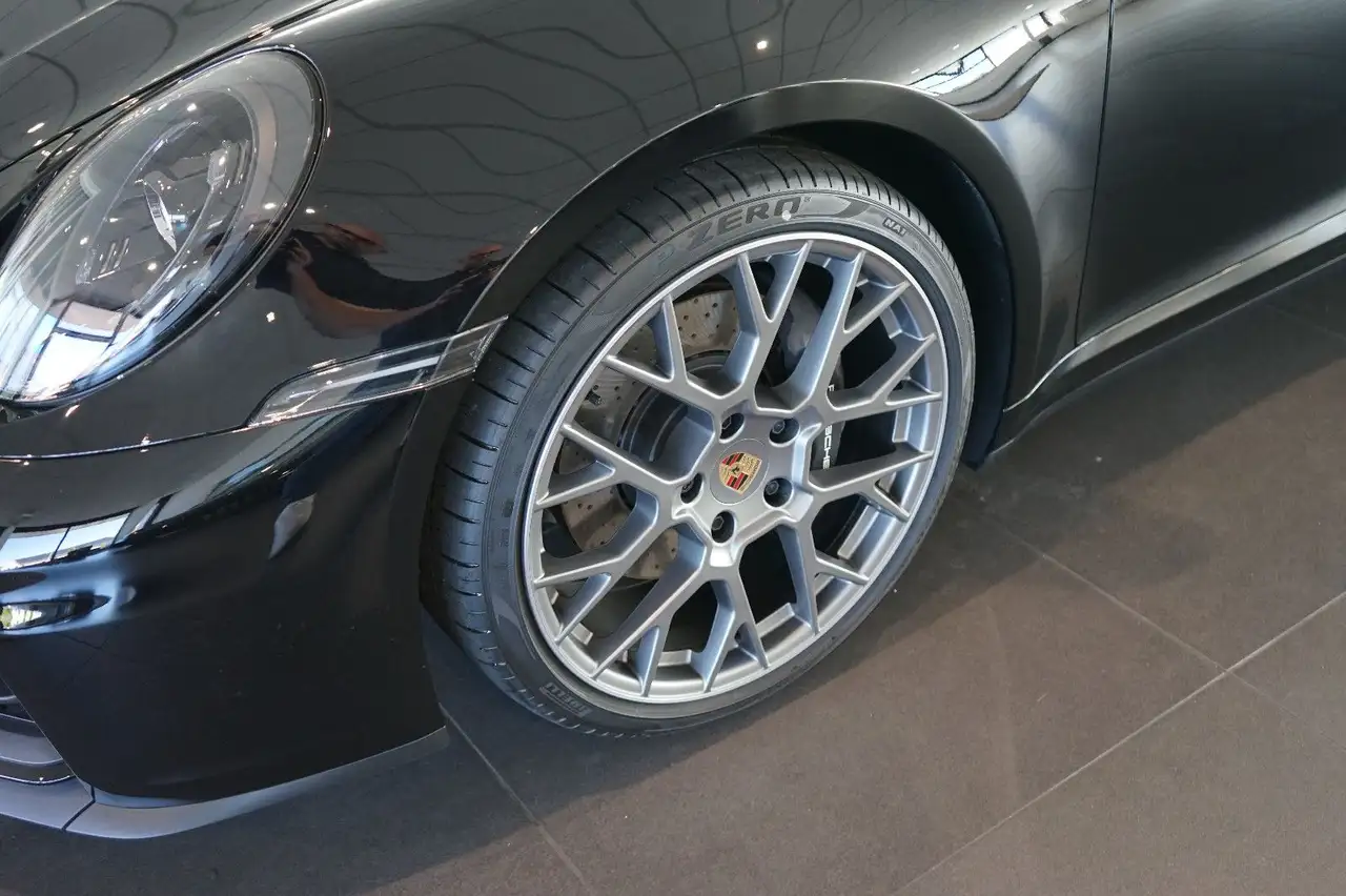 Porsche 992 .2 Carrera Cabriolet | Sportabgasanlage | 21" 8