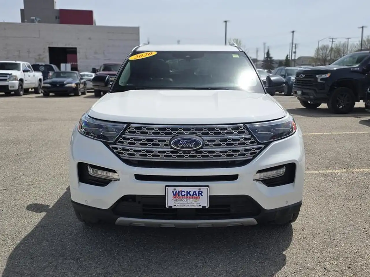 Ford Explorer снимка Ford Explorer