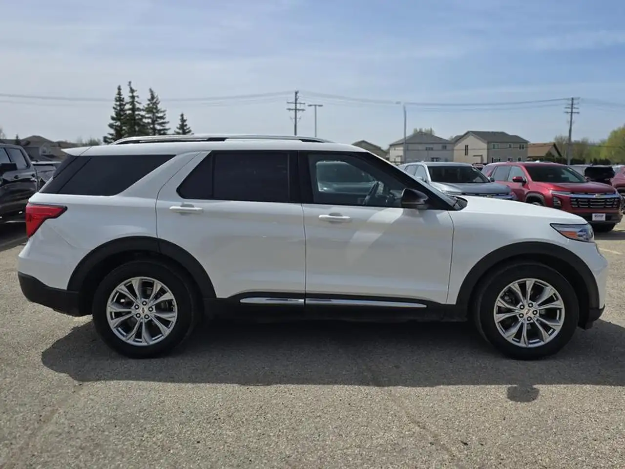Ford Explorer снимка Ford Explorer