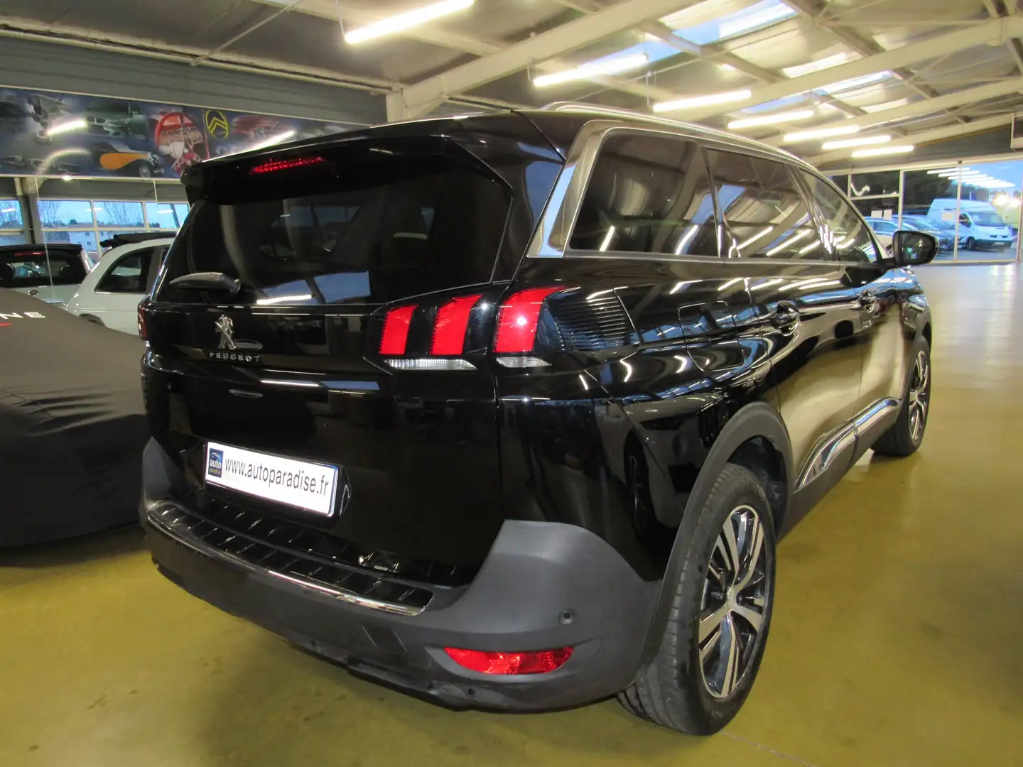 Peugeot 5008 1.5 BLUEHDI 130 ALLURE BUSINESS EAT8 Noir - 2