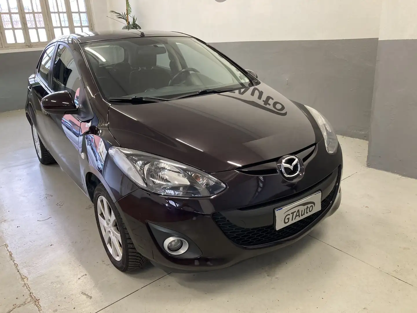Mazda 2 Mazda2 1.3 16V 75CV 5p. Play adatta ai neopatenta Nero - 2