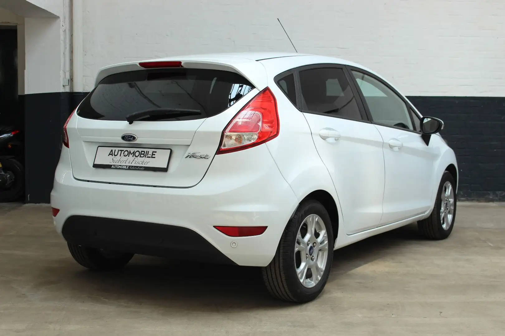 Ford Fiesta 1.0 Trend*NUR 27tkm*Klima*PDC*Sitzhz*Alu* Blanc - 2