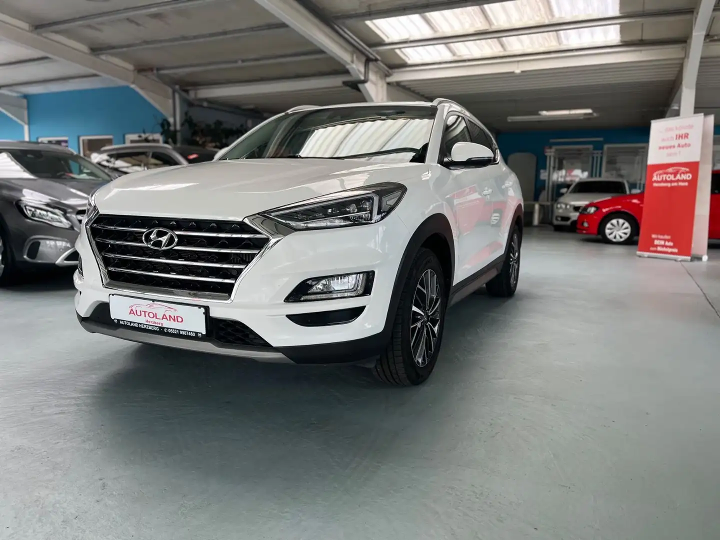 Hyundai TUCSON Style 4WD AHK SHZ NAVI KAMERA Weiß - 1
