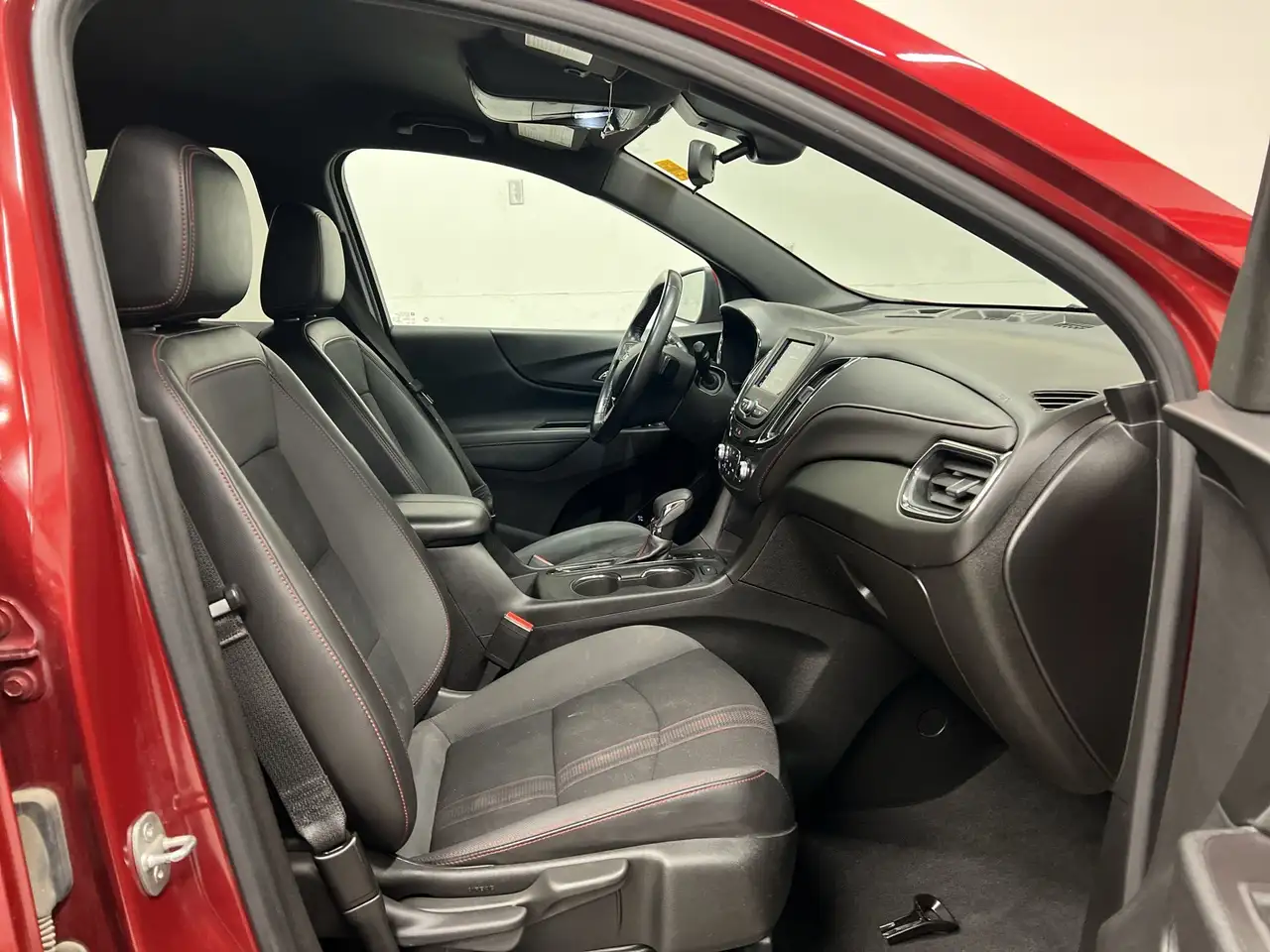 Chevrolet Equinox снимка Chevrolet Equinox