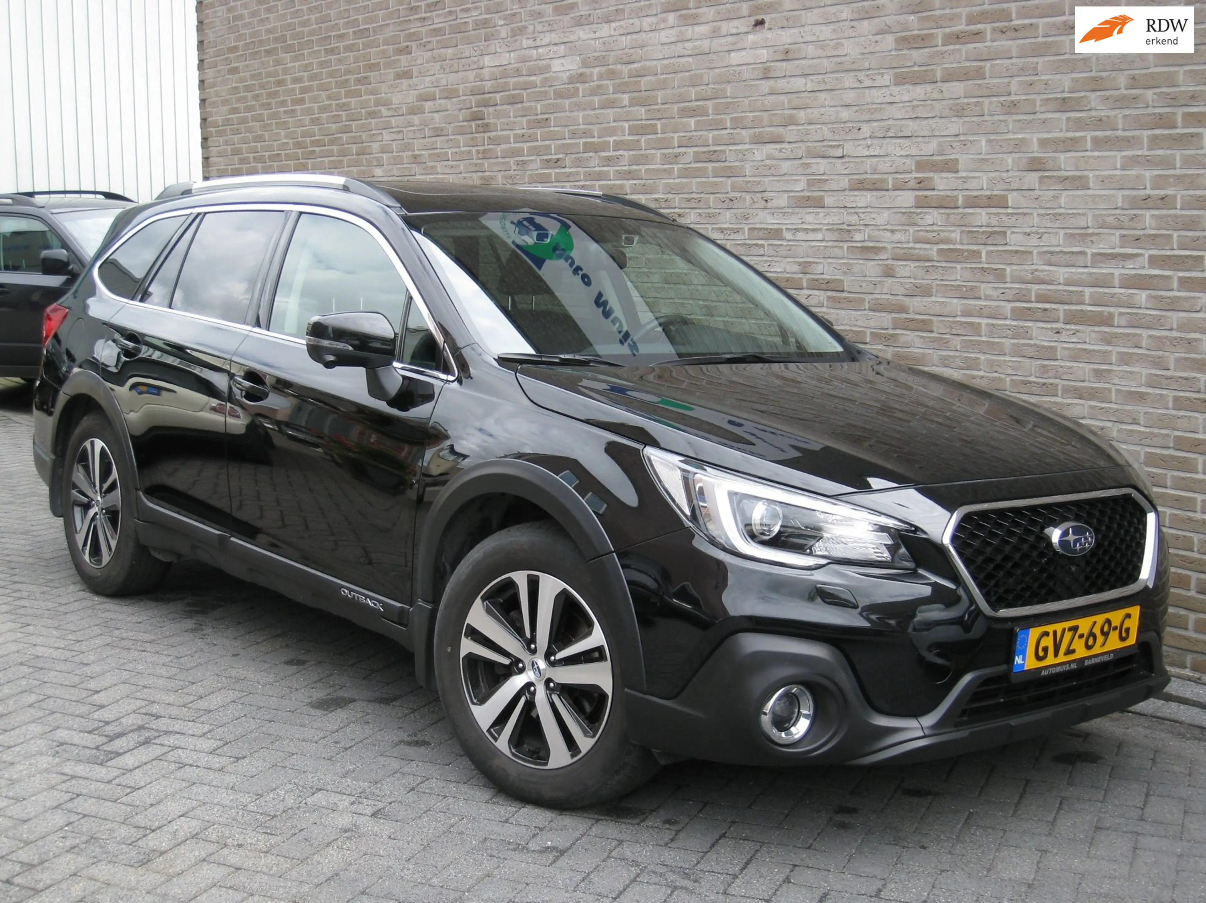 Subaru OUTBACK 2.5i Premium - Dealer onderhouden - Leder - Trekha