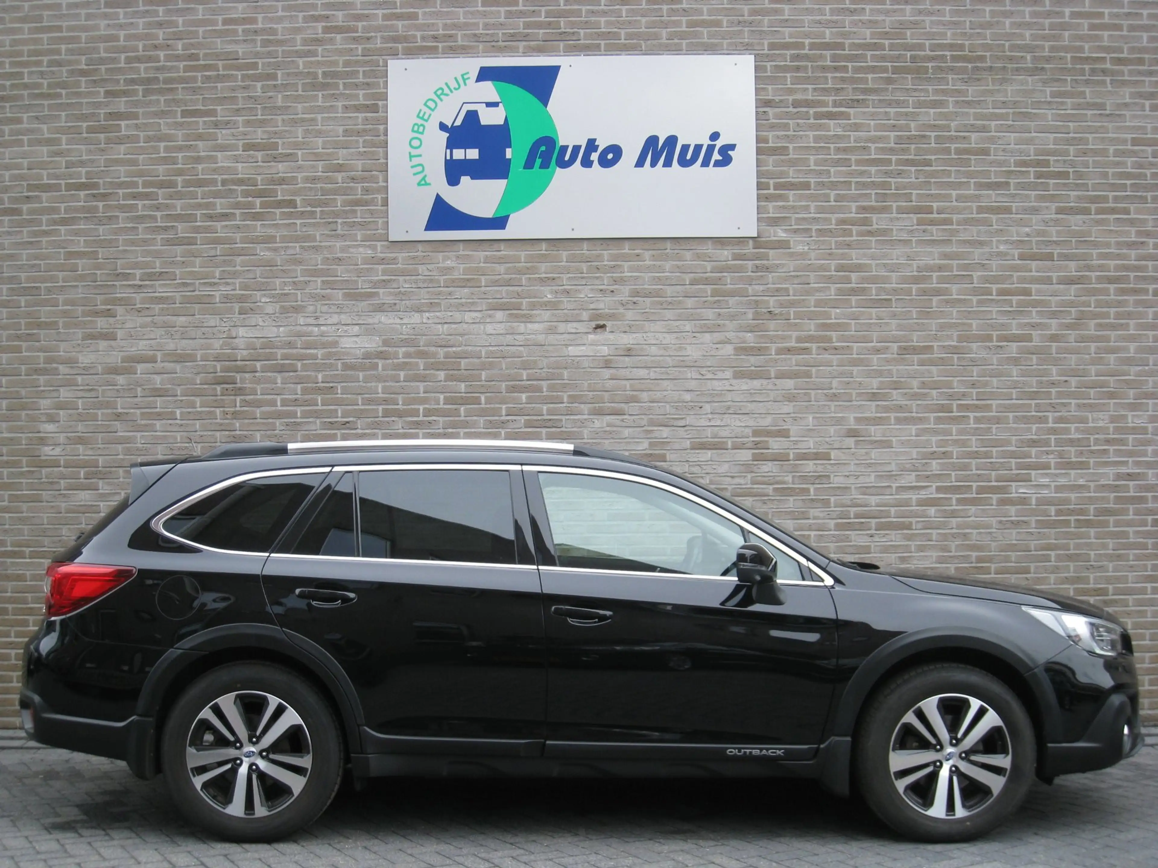 Subaru OUTBACK 2.5i Premium - Dealer onderhouden - Leder - Trekha — photo 27