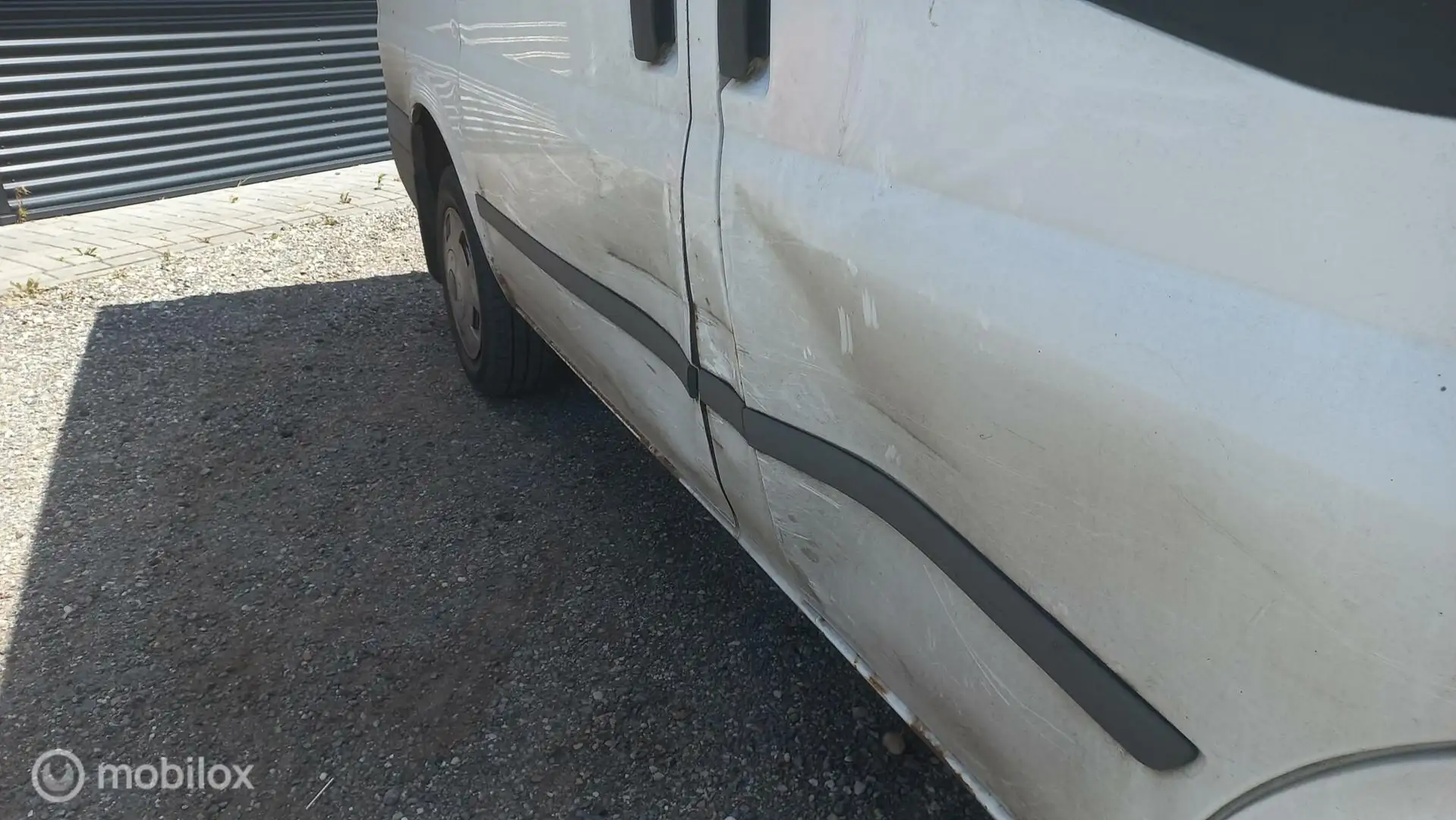Ford Transit 330S 2.2 TDCI/AIRCO/CRUISECONTROL/NAVIGATIE Белый - 2