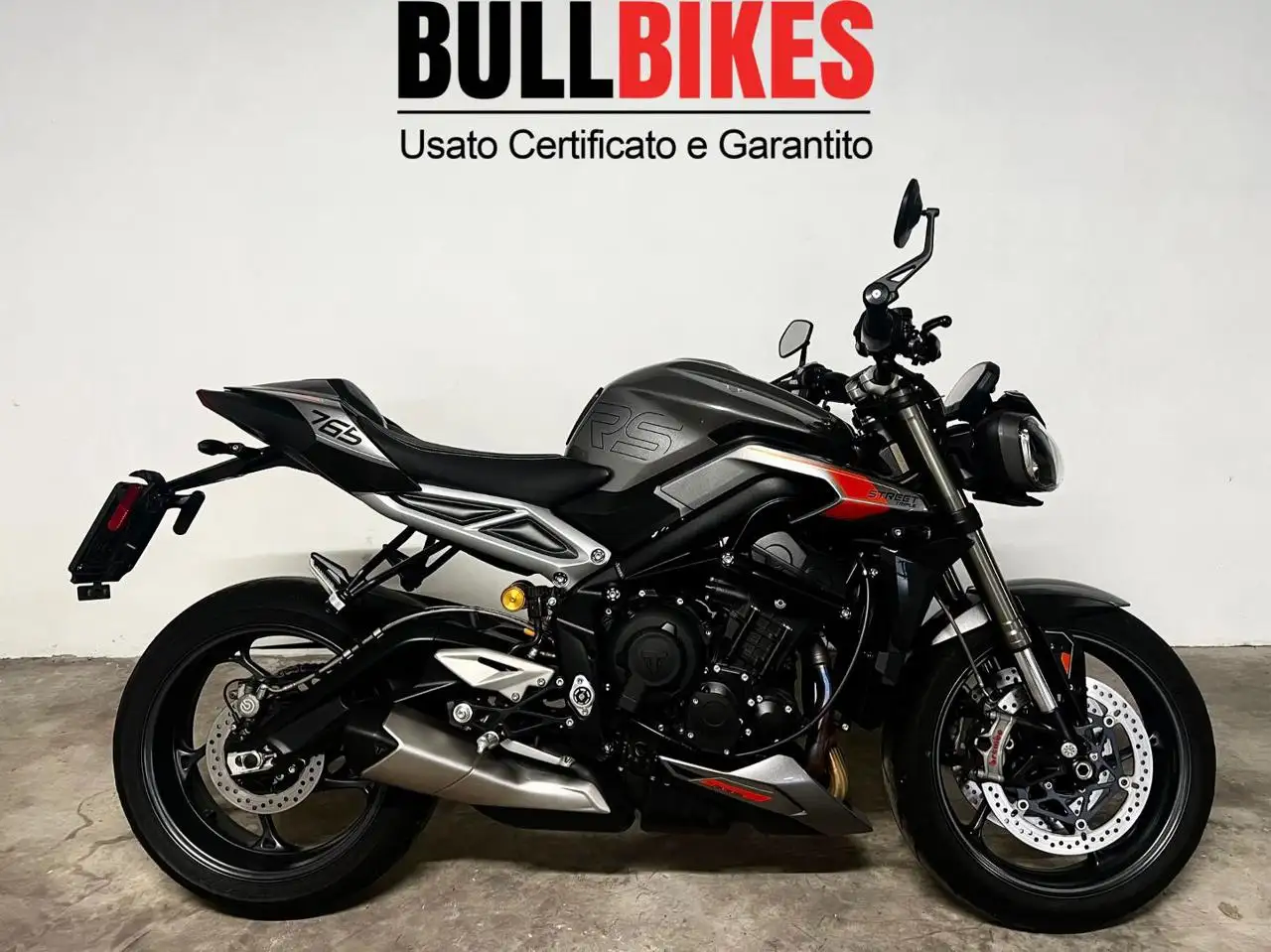 Triumph Street Triple 765