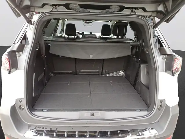 Peugeot 5008 view 9