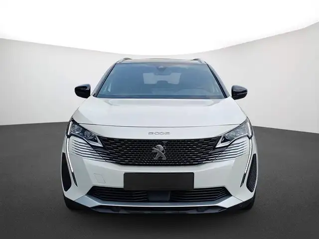 Peugeot 5008 view 3