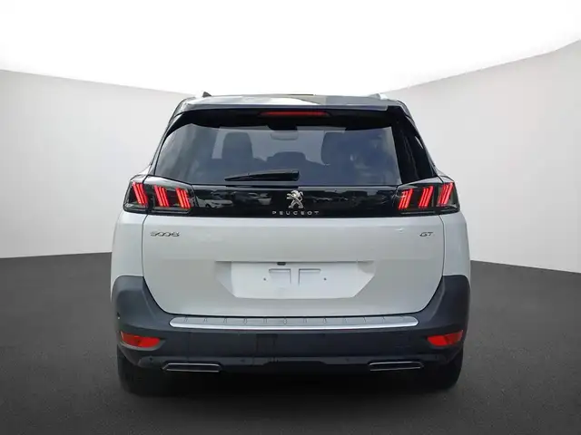Peugeot 5008 view 4