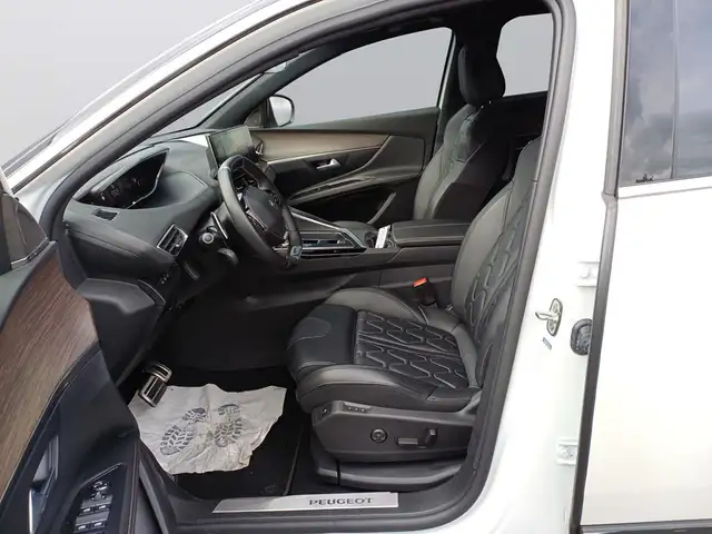 Peugeot 5008 view 13