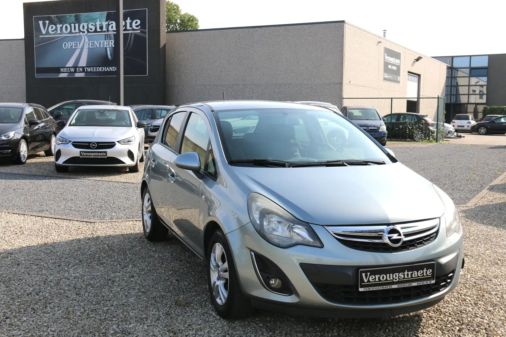 Opel Corsa Corsa 1.2 16V (ecoFLEX) "Touch & Connect" Grijs - 1