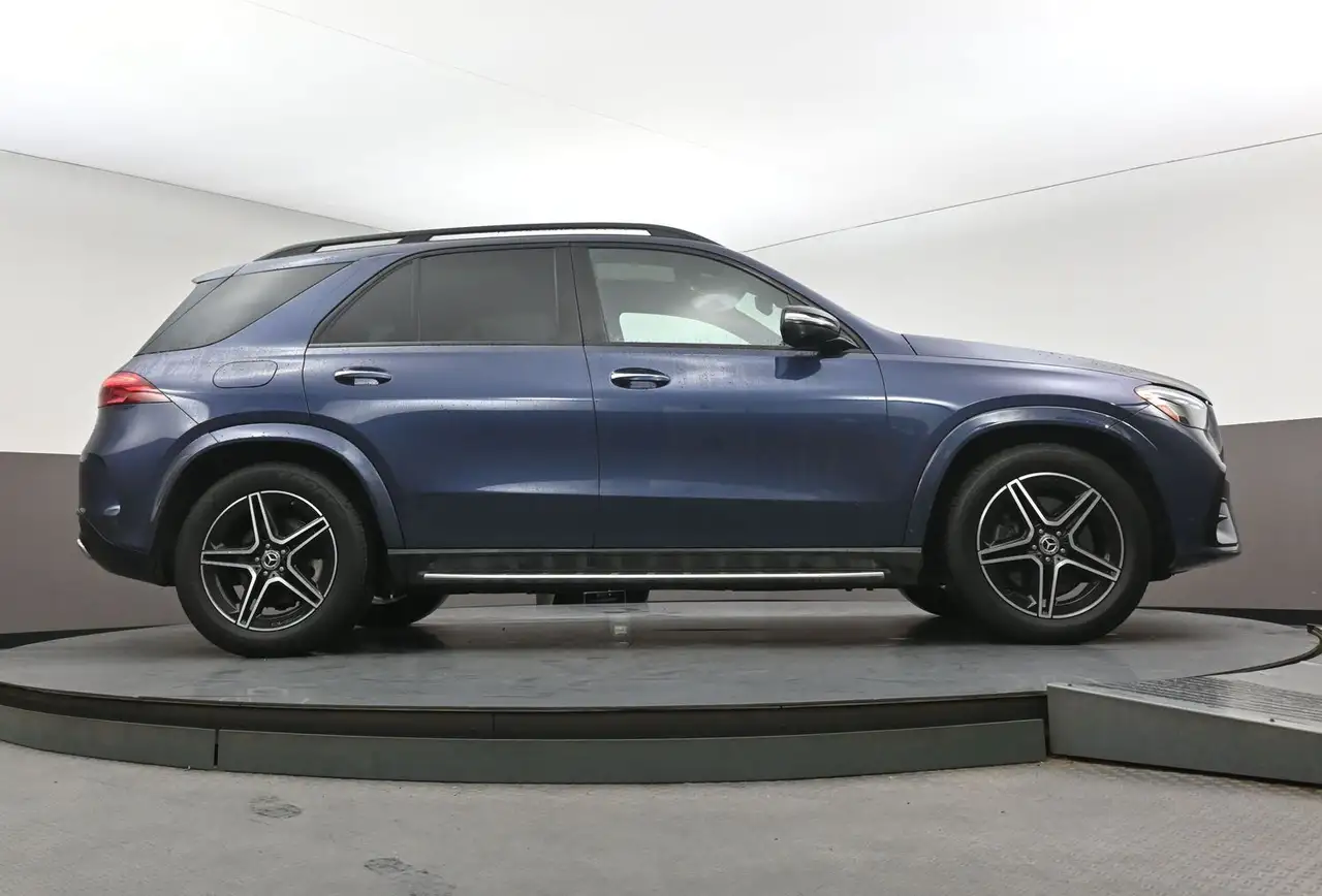 Mercedes-Benz GLE снимка Mercedes-Benz GLE
