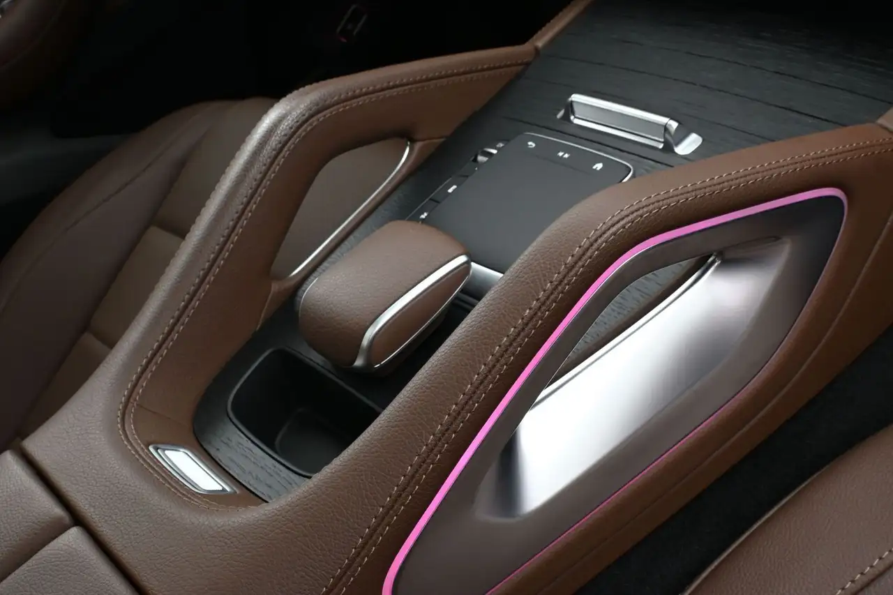 Mercedes-Benz GLE снимка Mercedes-Benz GLE