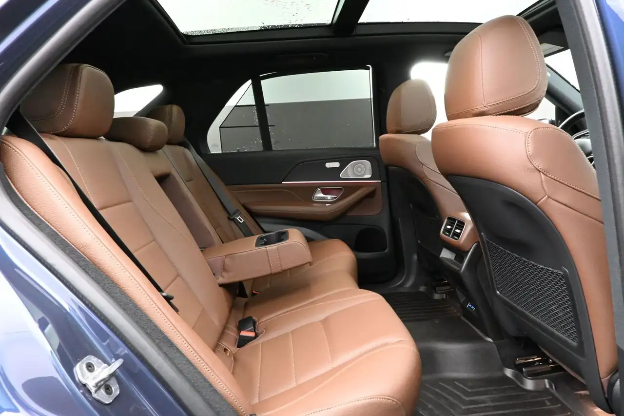 Mercedes-Benz GLE снимка Mercedes-Benz GLE