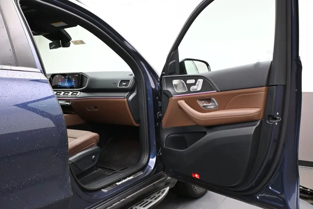 Mercedes-Benz GLE снимка Mercedes-Benz GLE